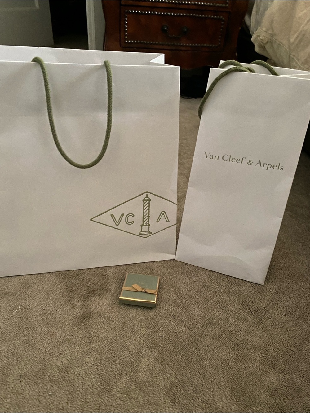 Van Cleef & Arpels White and  Green Gift Bags with Gold-Trim